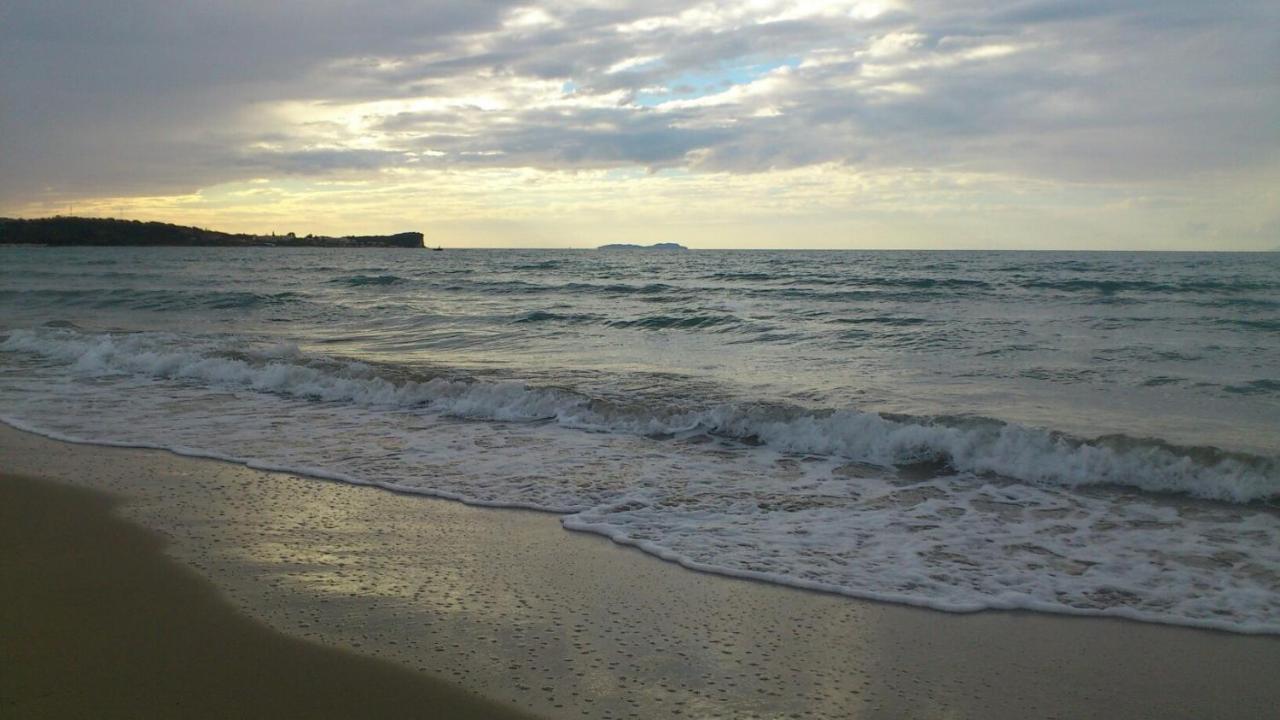 Kormoranos Beach Acharavi  Exterior foto